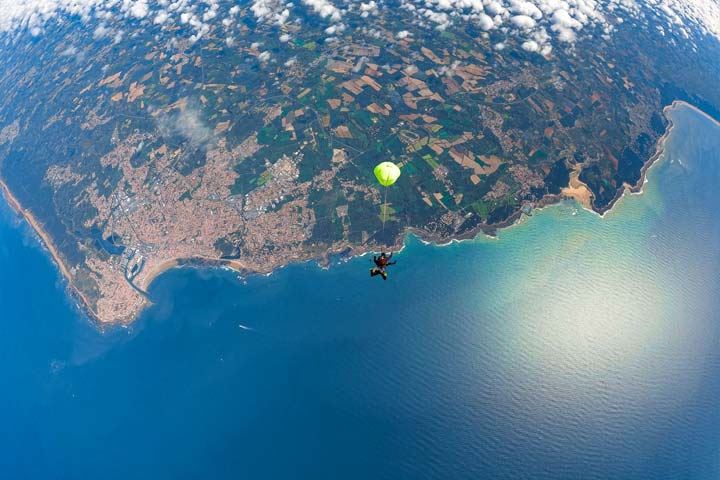 Saut parachute bord de mer