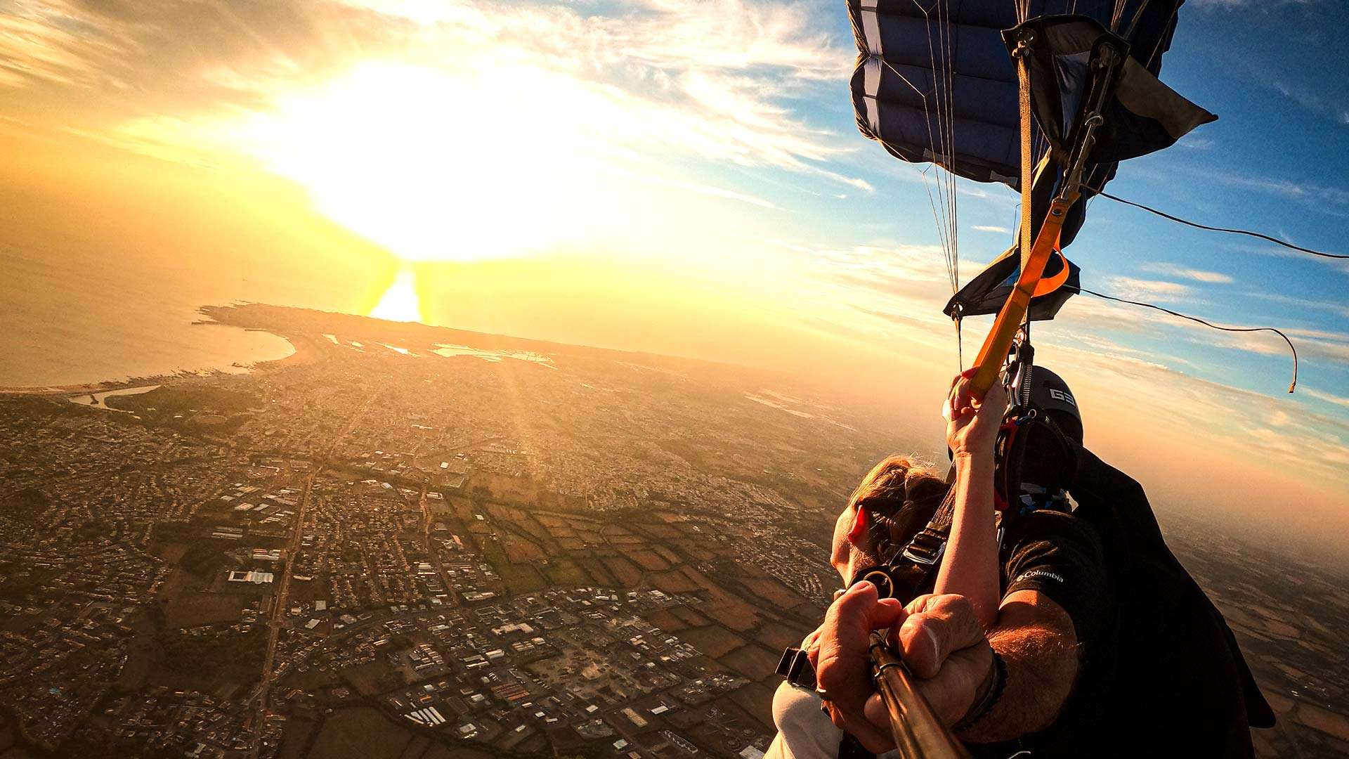 Pourquoi sauter en parachute dans les terres quand l'océan t'appelle ?